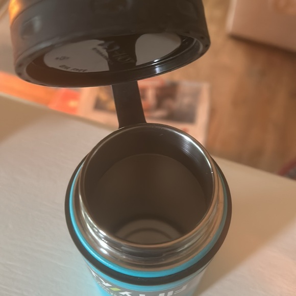 FIFTY/FIFTY Double-Wall Vacuum-Insulated 18/8 Stainless Steel Bottle 12 oz. - Picture 6 of 6